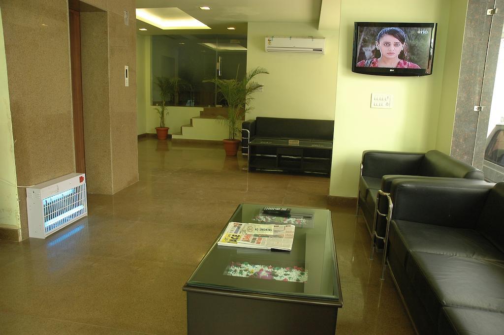 Airport Hotel Daya Capitol New Delhi Ngoại thất bức ảnh