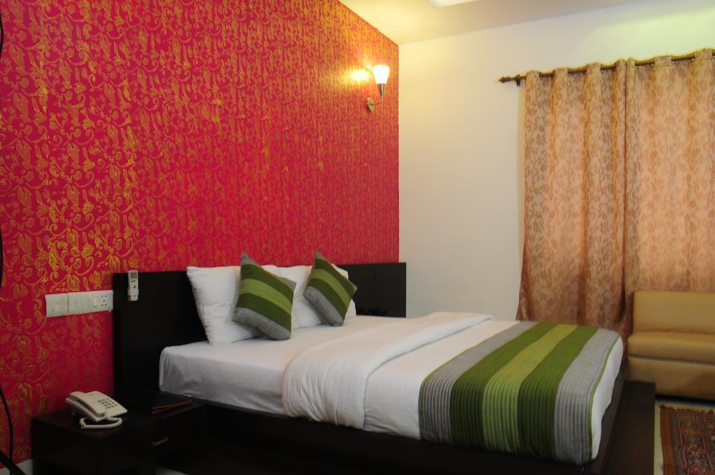 Airport Hotel Daya Capitol New Delhi Ngoại thất bức ảnh