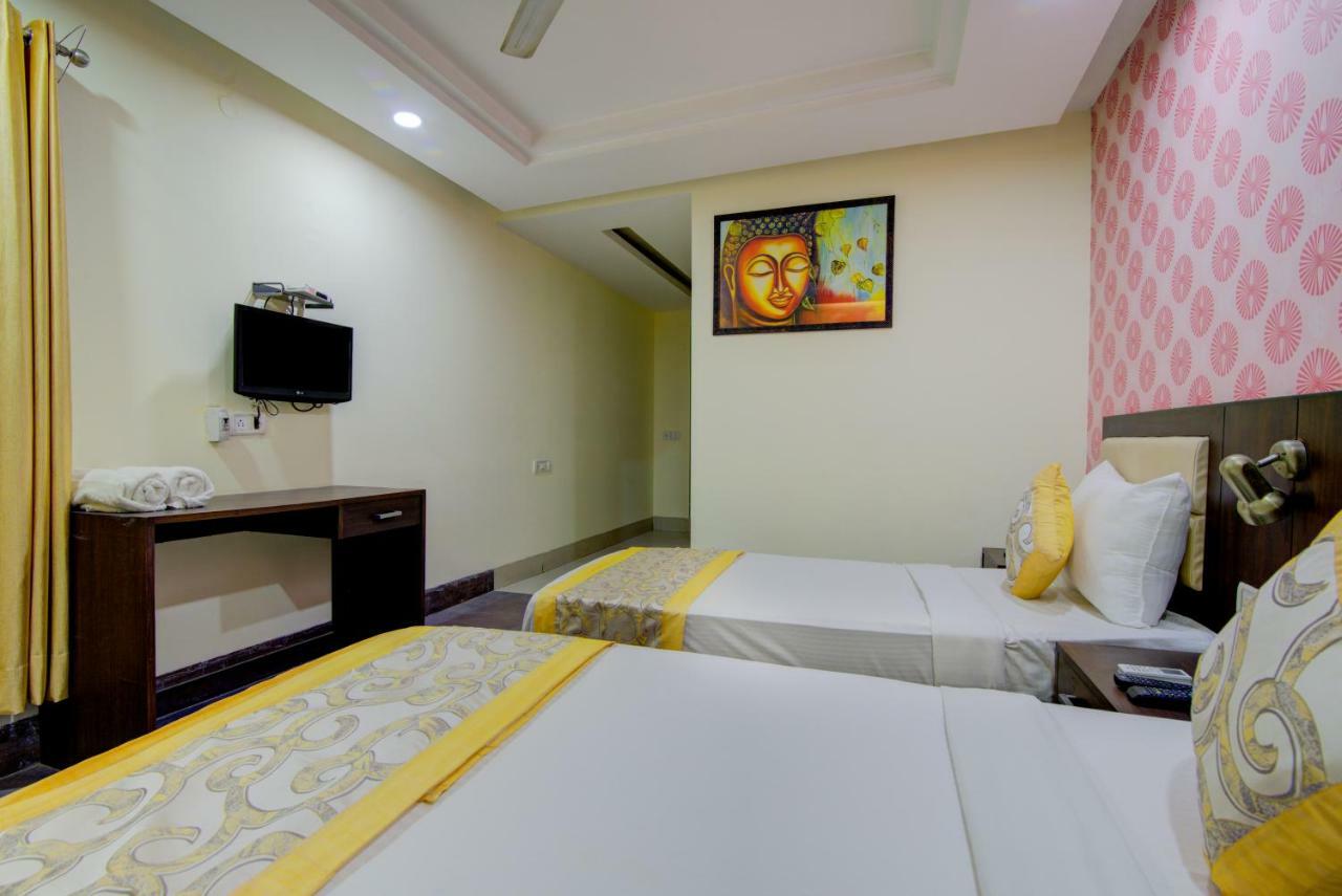 Airport Hotel Daya Capitol New Delhi Ngoại thất bức ảnh
