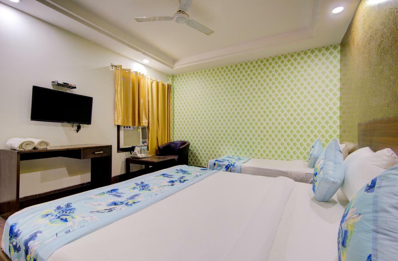 Airport Hotel Daya Capitol New Delhi Ngoại thất bức ảnh