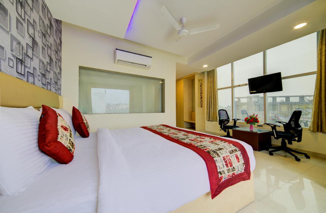 Airport Hotel Daya Capitol New Delhi Ngoại thất bức ảnh